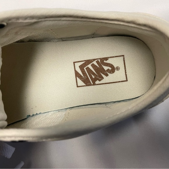 Vans Shoes Atwood Low Top Lace Up Unisex 13 Woven
Turtledove - Picture 11 of 14